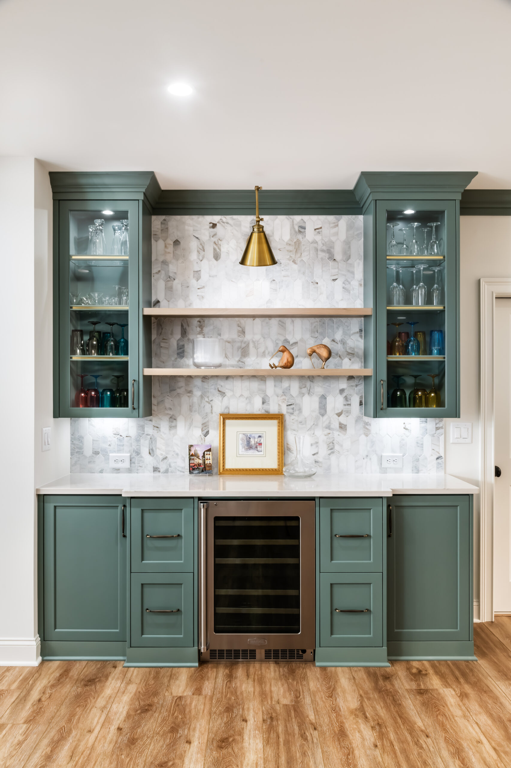 great kitchen and cabinet combinations green and marble