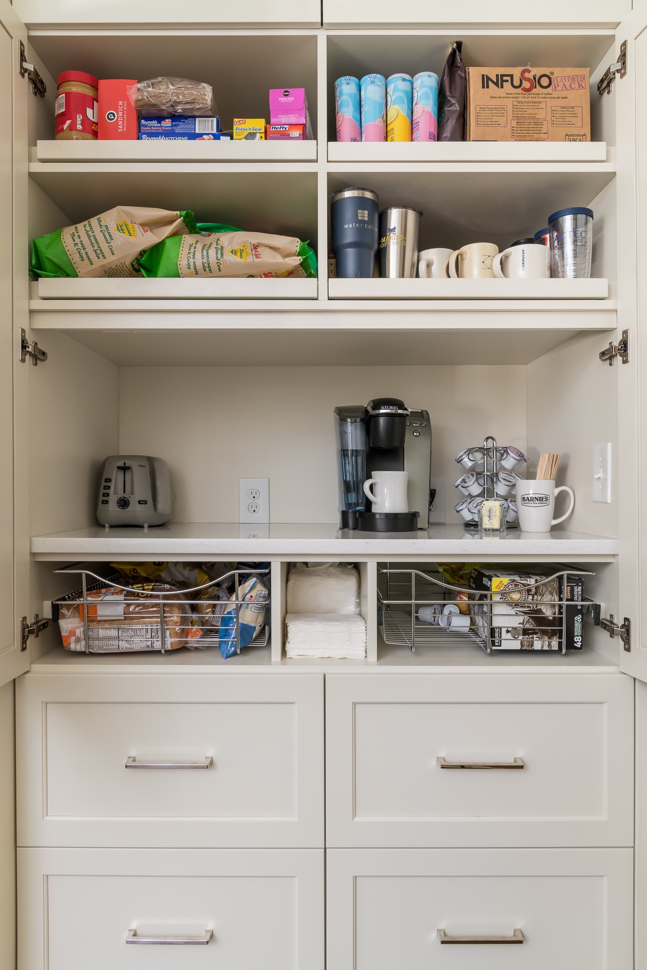 17 Smart Kitchen Storage Ideas You'll Want to Try ASAP  Kitchen pantry  design, Spacious kitchens, Pantry design