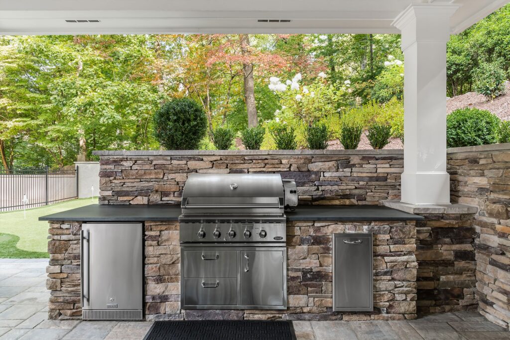 How To Plan A Fabulous Outdoor Kitchen