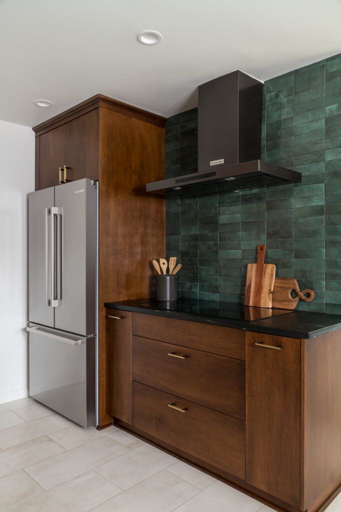 perfect your chef's kitchen midcentury modern kitchen